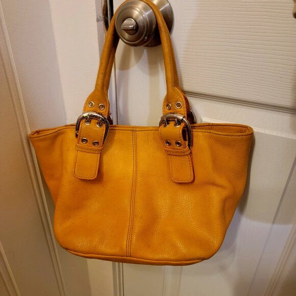 TIGNANELLO BUTTER YELLOW PEBBLED LEATHER HANDBAG PURSE TOTE - Picture 3 of 15